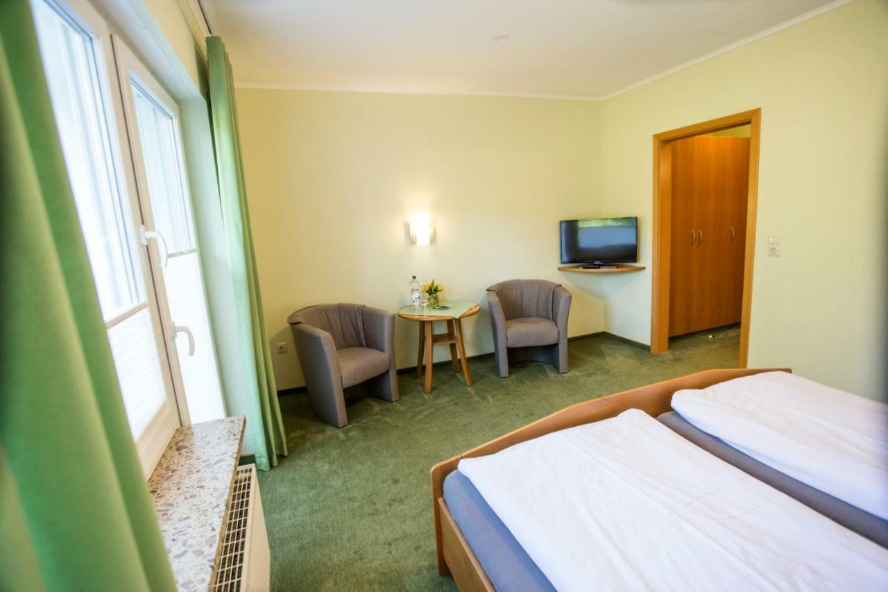 Pension Haus Am Walde Schmallenberg Bagian luar foto